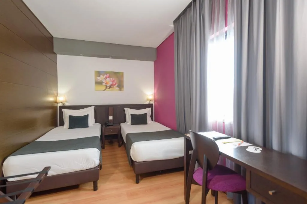 FAMILY ROOM SUPERIOR CAPACITY 4 Room, Hotel Luena, Lisbon