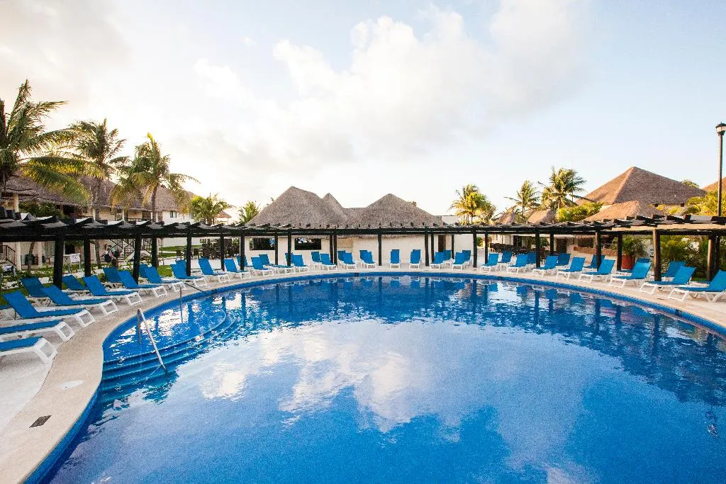 Pool, Allegro Playacar, Cancun Area