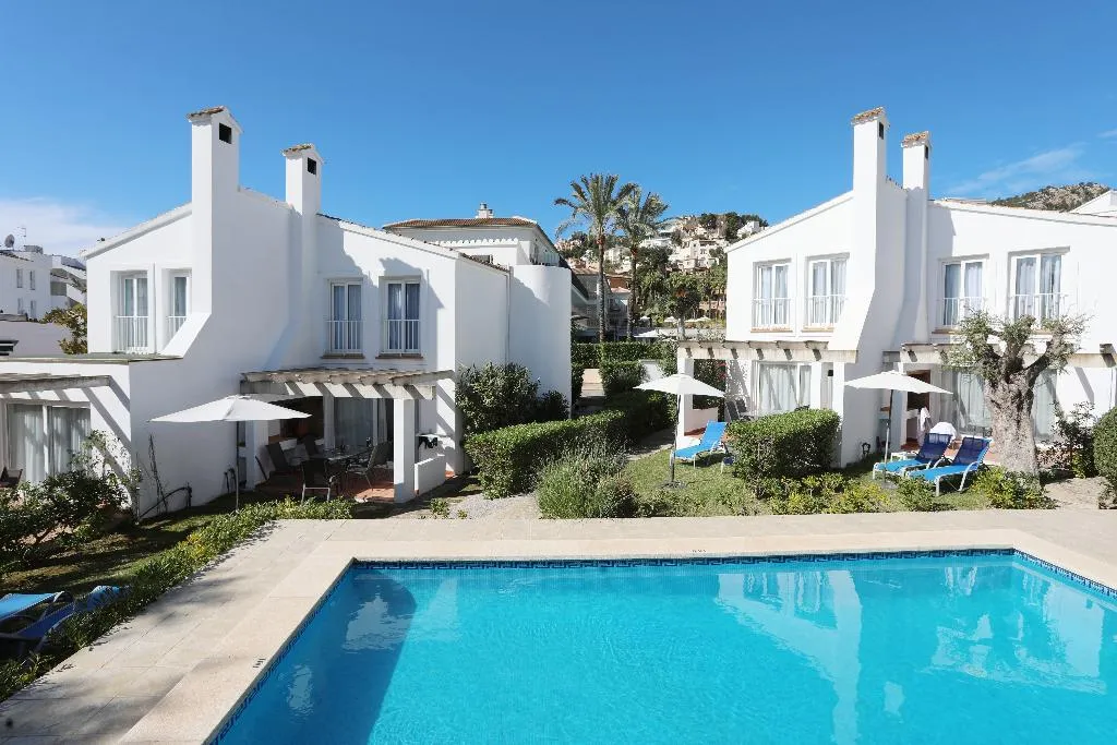 VILLA STANDARD Room, La Pérgola, Majorca