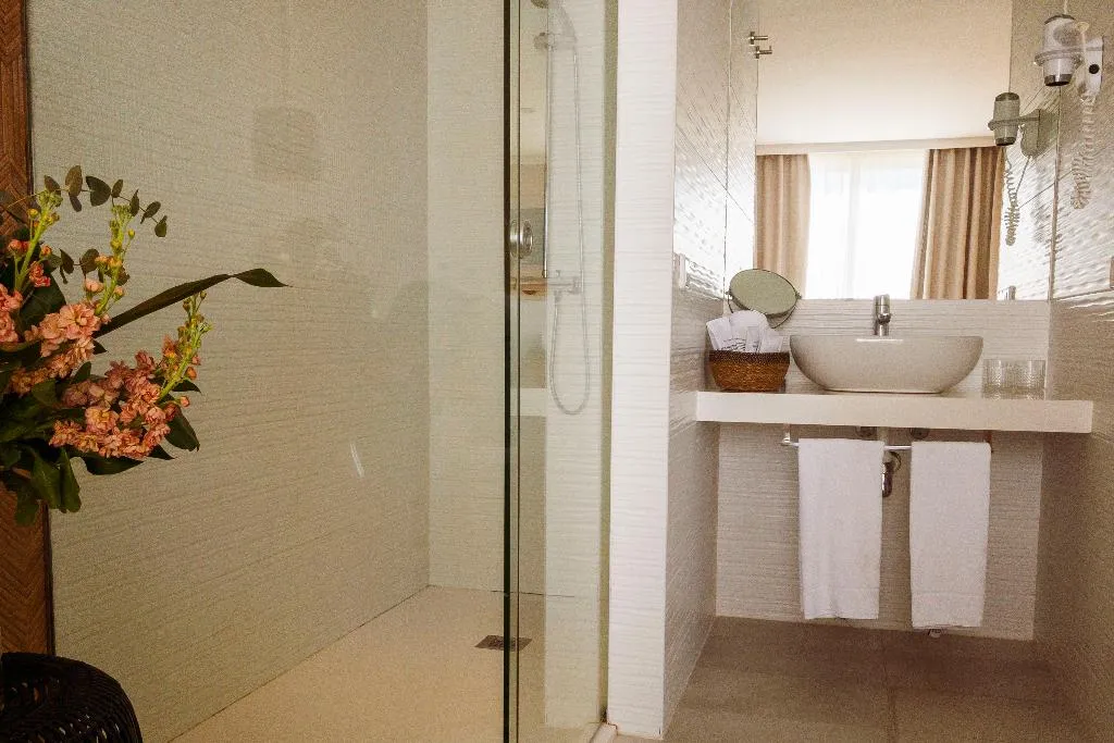 JUNIOR SUITE SEA VIEW Room, ICON Valparaiso -Adults Only, Majorca