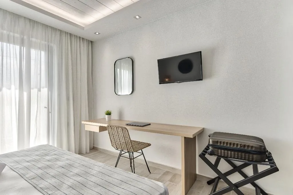 DOUBLE SUPERIOR GARDEN VIEW Room, Dannas Boutique Apartments, Zante
