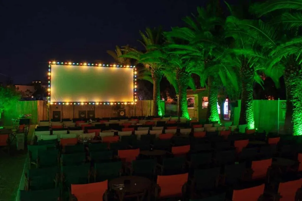Sports and Entertainment, Palatino, Zante