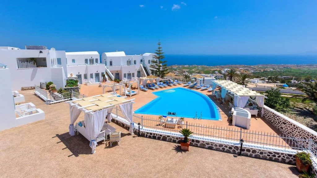 Sports and Entertainment, Dream Island Hotel, Santorini