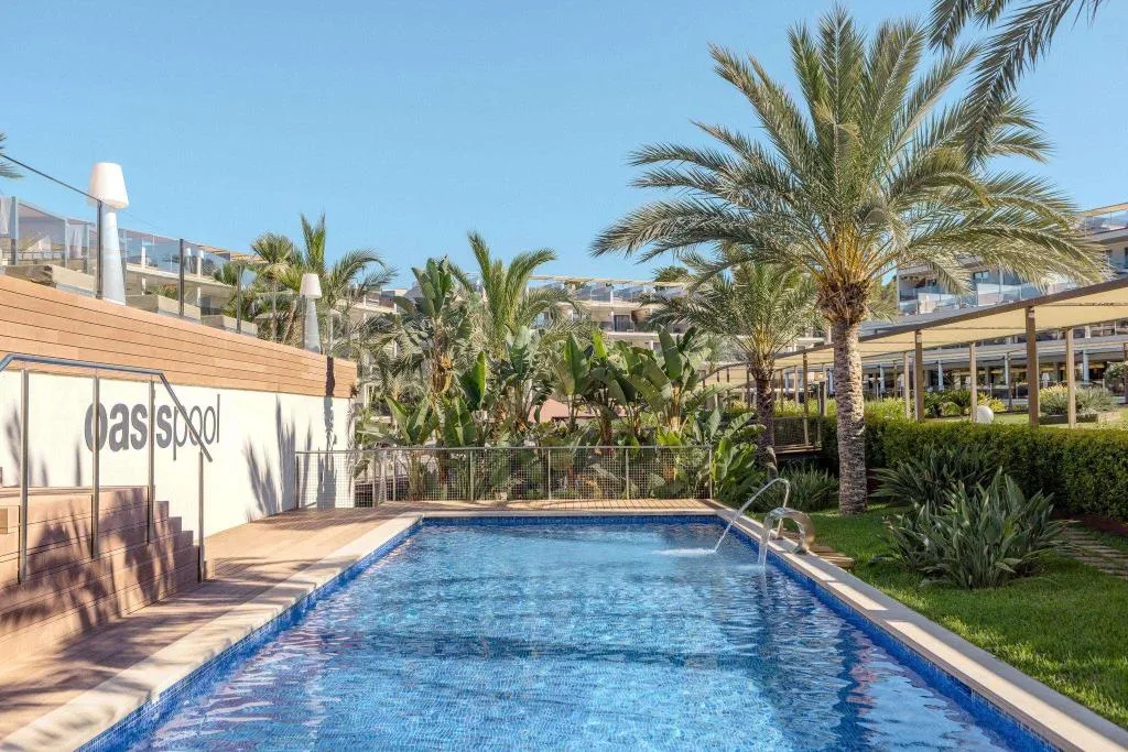 Pool, Zafiro Palace Palmanova, Majorca