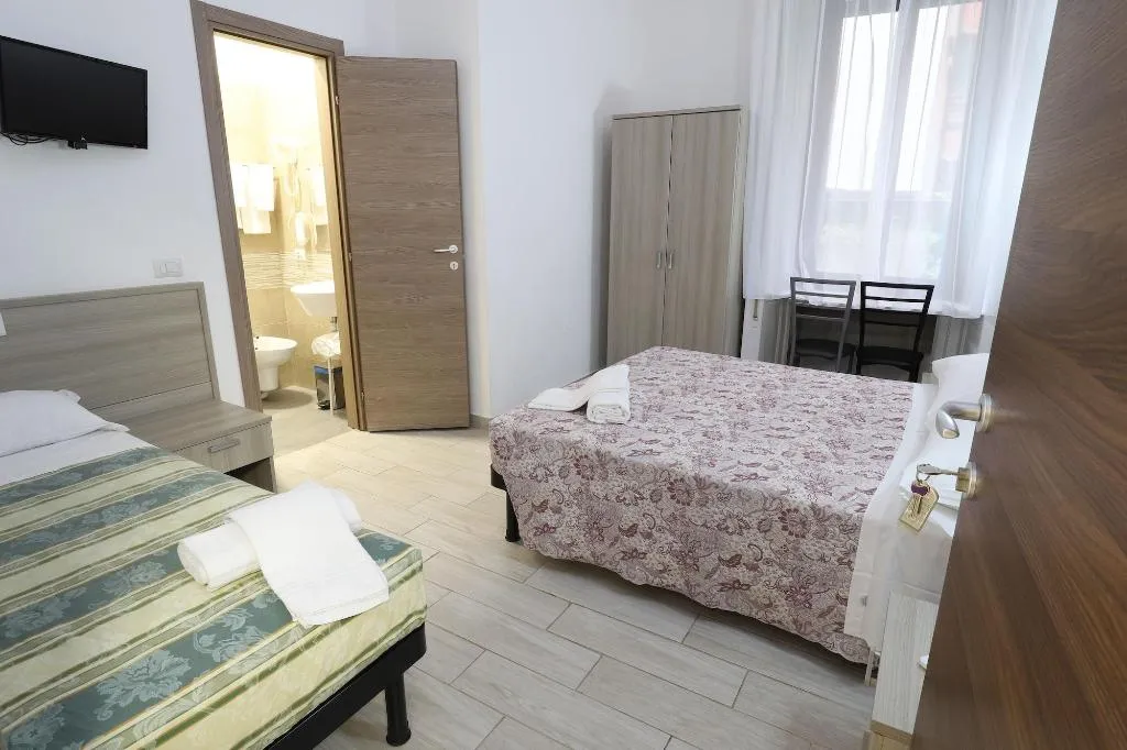 Room, Hotel Leonardo Da Vinci, Milan