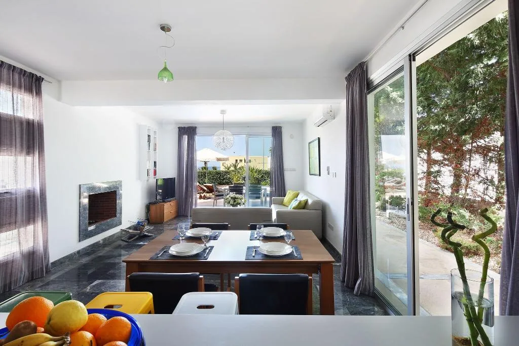 Room, Paradise Cove Luxurious Beach Villas, Cyprus