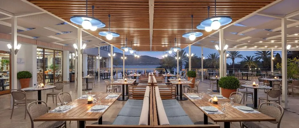 Restaurant, DoubleTree By Hilton Bodrum Isıl Club Resort, Bodrum