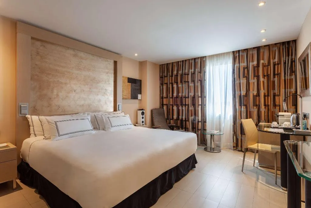 Room, Melia Sevilla, Seville