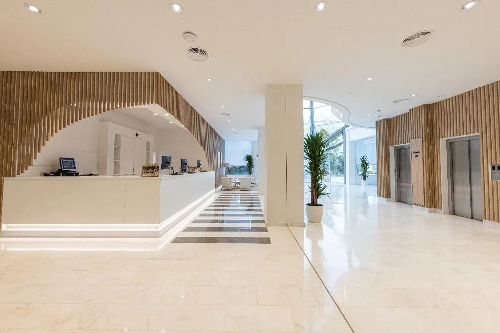 Lobby, Ponient Piramide Salou by PortAventura World, Costa Dorada