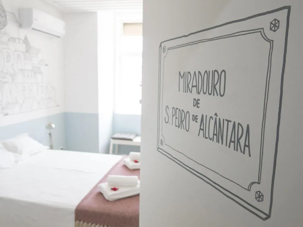 Room, Lisbon Check-In Guesthouse, Lisbon