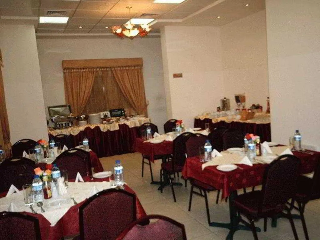 Restaurant, Rose Garden Hotel Apartments - Bur Dubai, Dubai