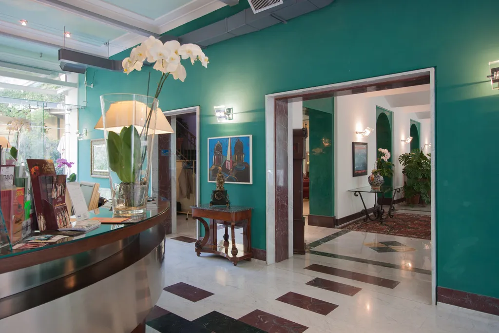 Lobby, Ateneo Garden Palace, Rome