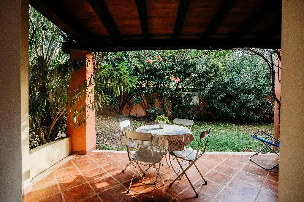 APARTMENT CAPACITY 2 Room, Borgo Degli Ulivi Residence, Cagliari