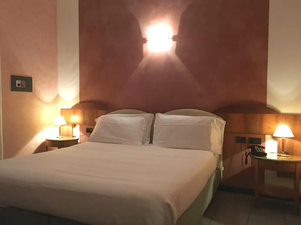 DOUBLE STANDARD Room, Plus Welcome Milano, Milan