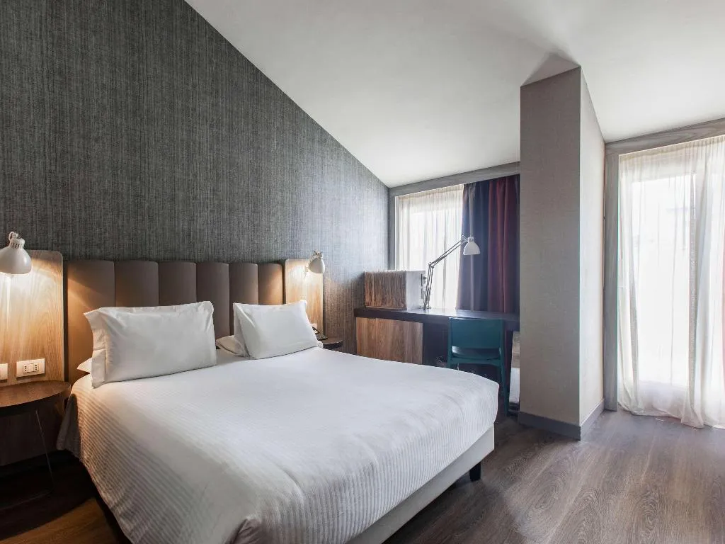 DOUBLE STANDARD Room, Mercure Firenze Centro, Florence