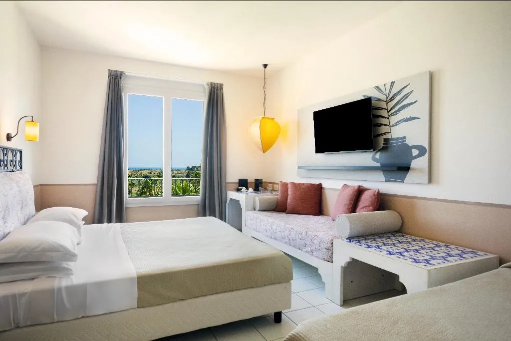 FAMILY ROOM SUPERIOR SEA VIEW Room, Mangia's Selinunte Resort, Palermo