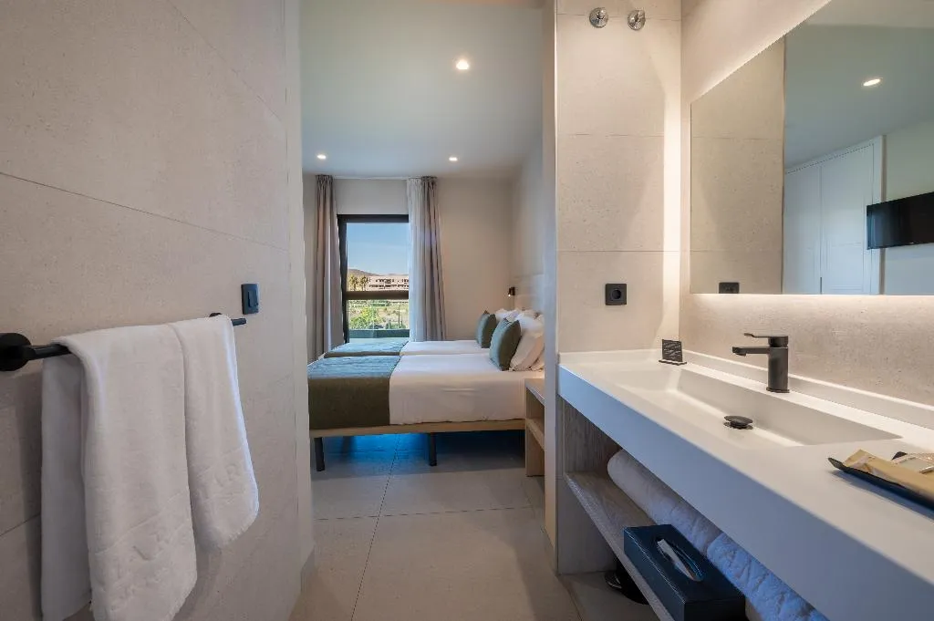 APARTMENT POOL VIEW ONE BEDROOM Room, Amarilla Golf Residences, Tenerife