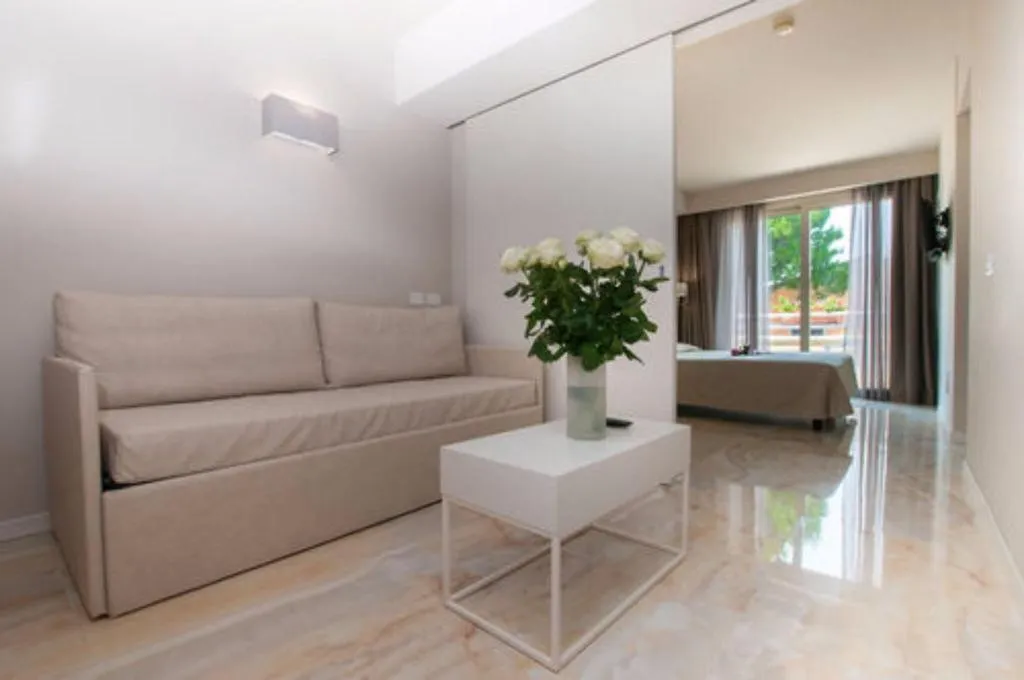 DOUBLE STANDARD Room, Hotel Du Parc Sirmione, Milan