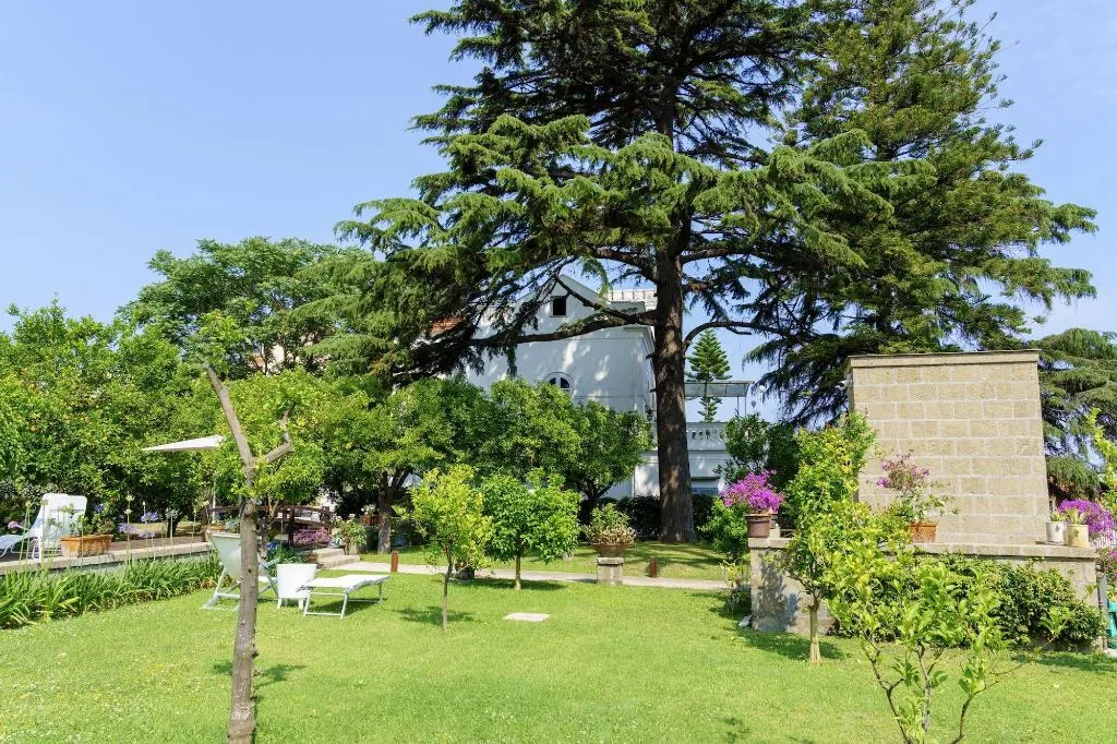 General view, Villa Manning Relais, Naples