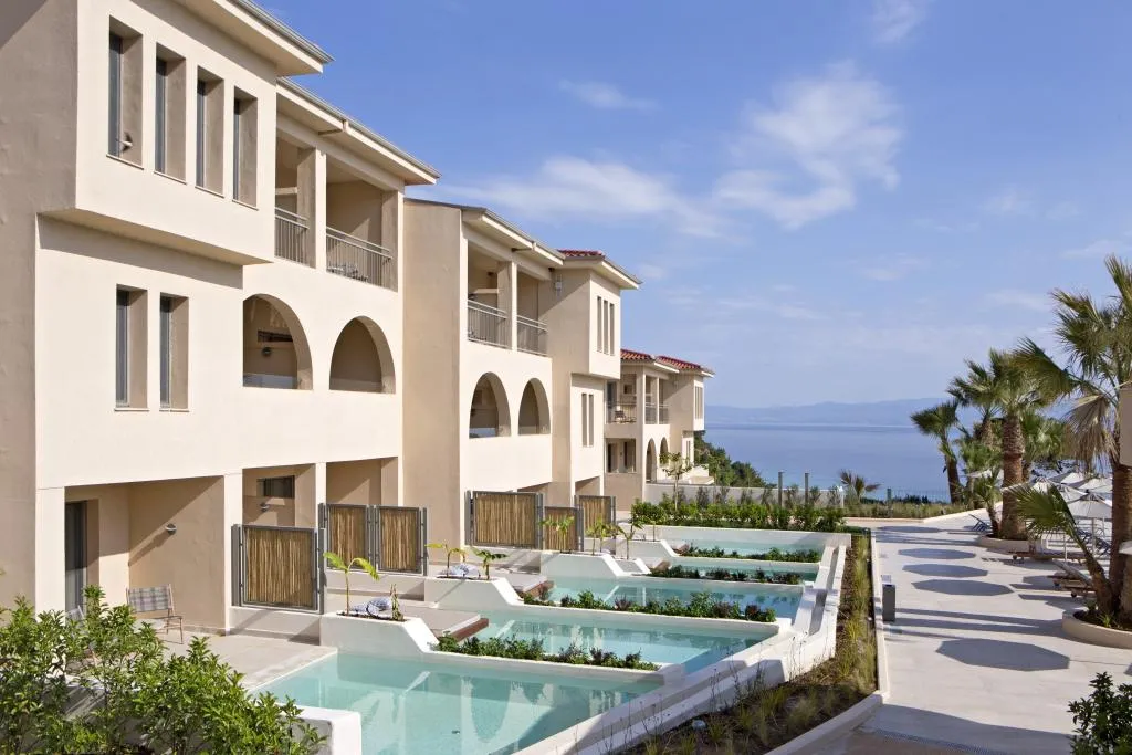 Pool, MERAVIA Leonardo Limited Edition, Halkidiki