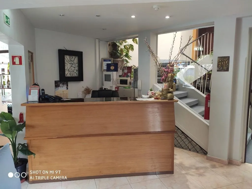 Lobby, Residencial Do Vale, Madeira