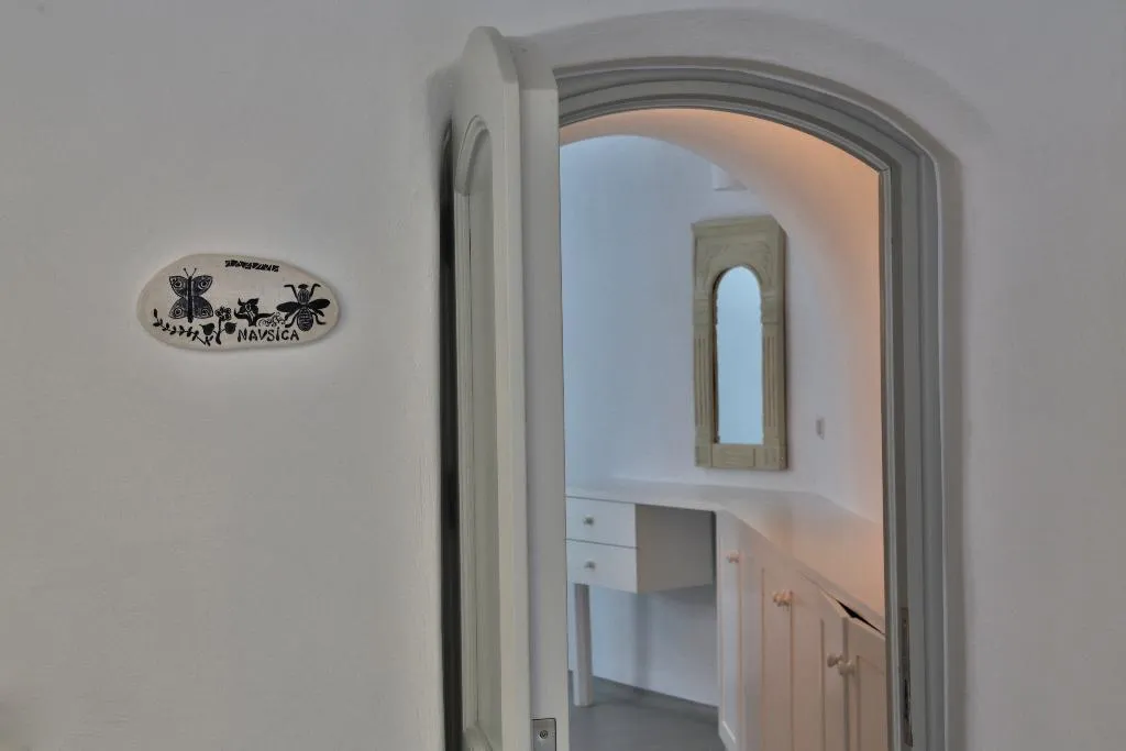 VILLA EXECUTIVE Room, Trieris Villas & Suites, Santorini