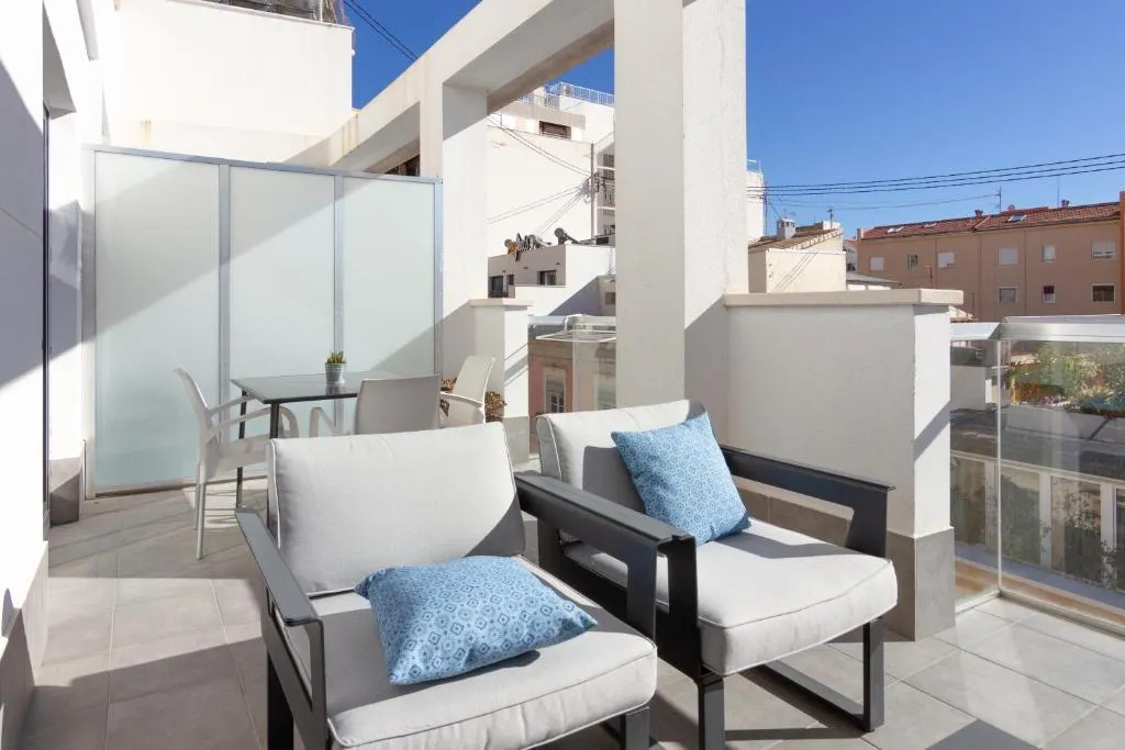 APARTMENT SUPERIOR WITH TERRACE Room, La Milagrosa, Costa Blanca