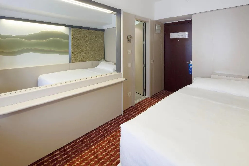 SINGLE STANDARD Room, NH Collection Roma Centro, Rome