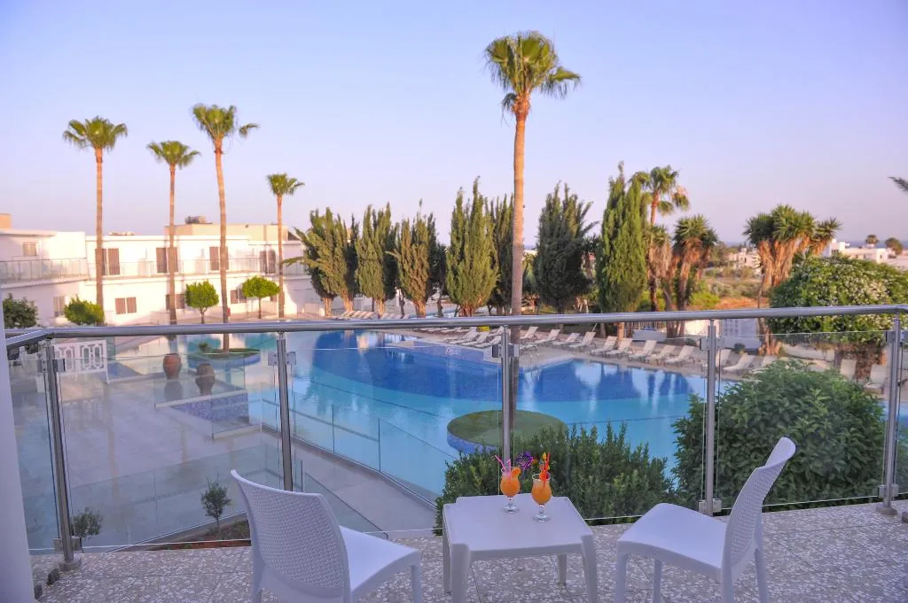 Double or Twin POOL VIEW Room, Fedrania Gardens, Cyprus