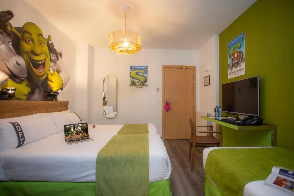 Room, Casual Del Cine Valencia, Valencia
