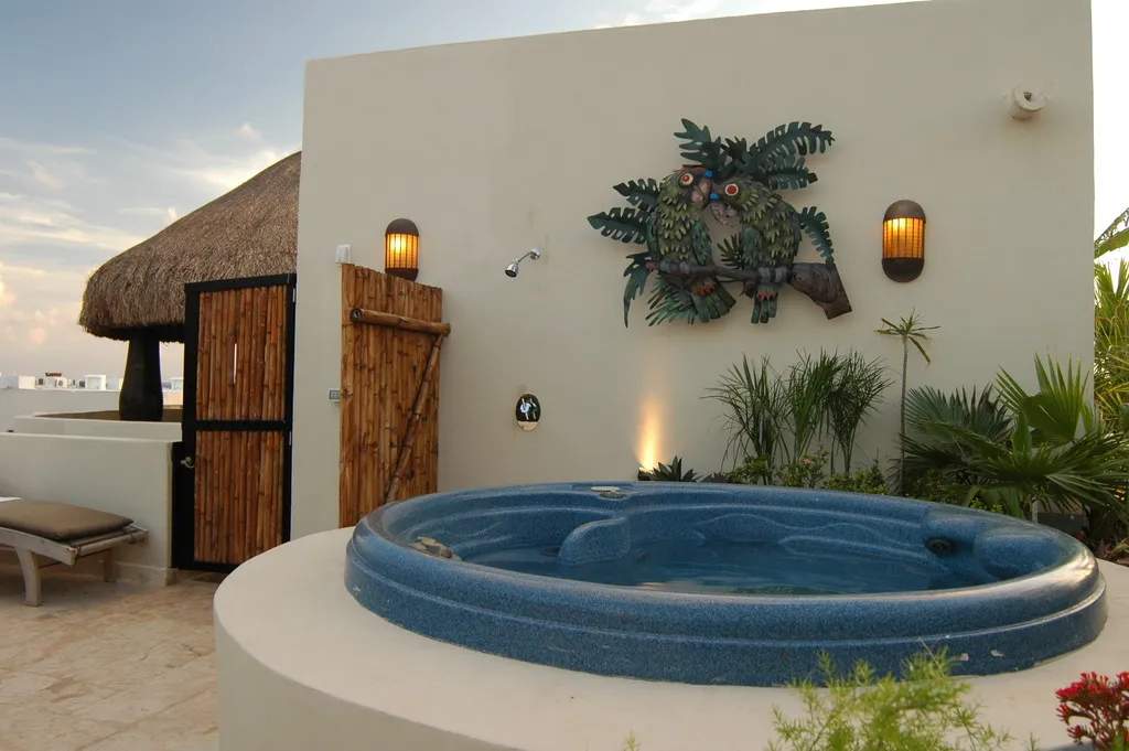 APARTMENT THREE BEDROOMS Room, El Taj Ocean Front and Beachside Condo Hotel, Playa Del Carmen