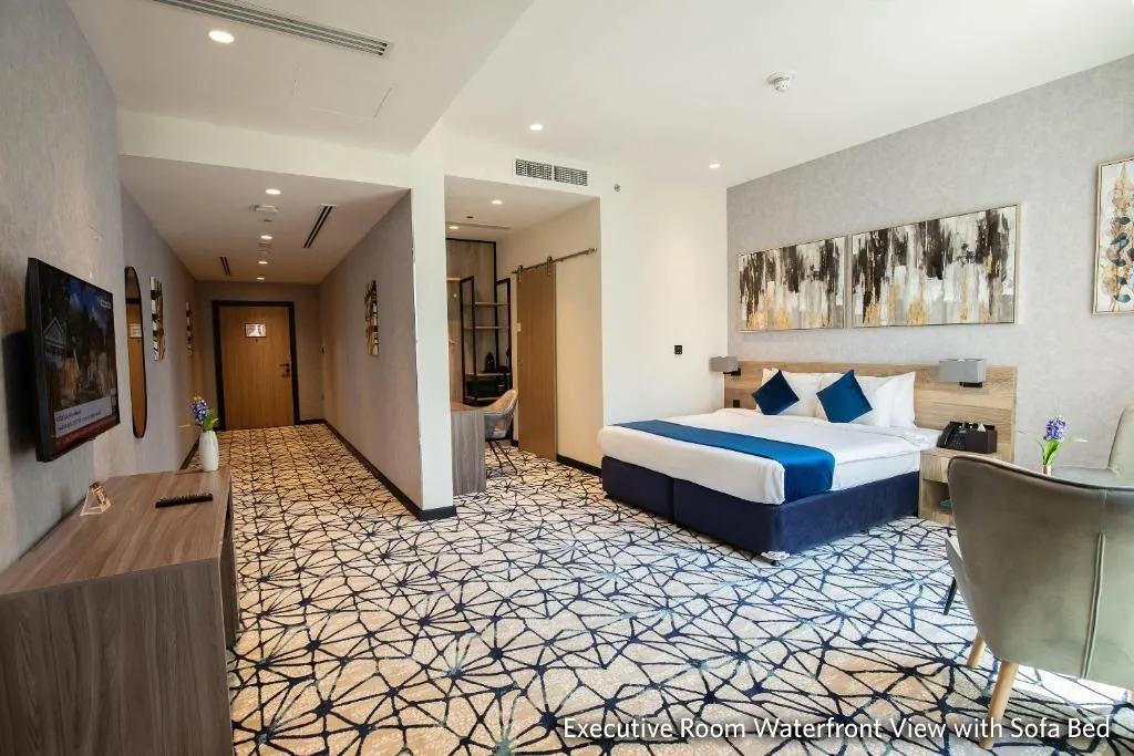 Room, Grand Kingsgate Waterfront Hotel, Dubai