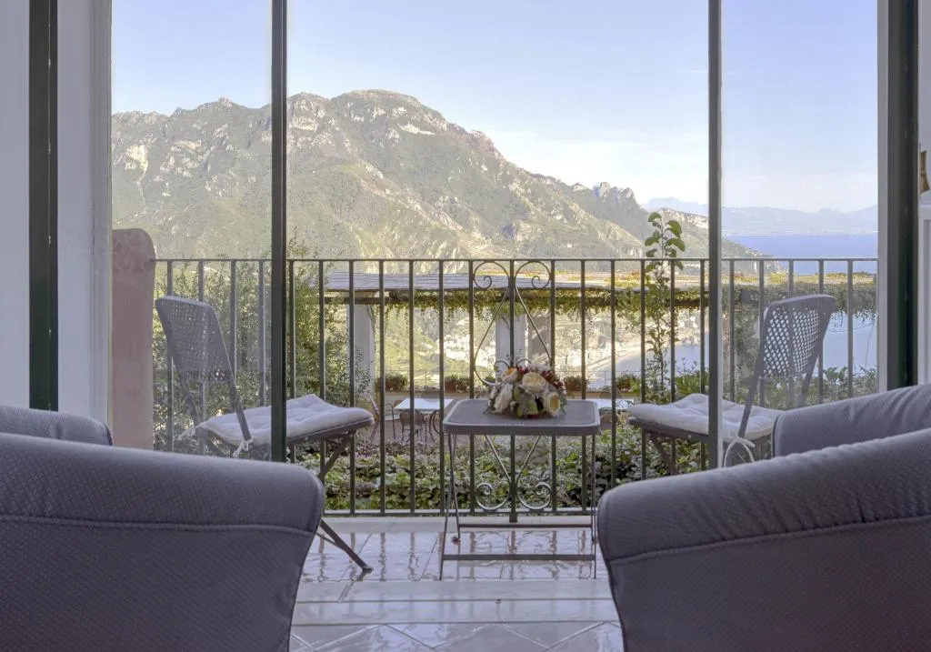 DOUBLE DELUXE Room, Hotel Palazzo Confalone, Naples