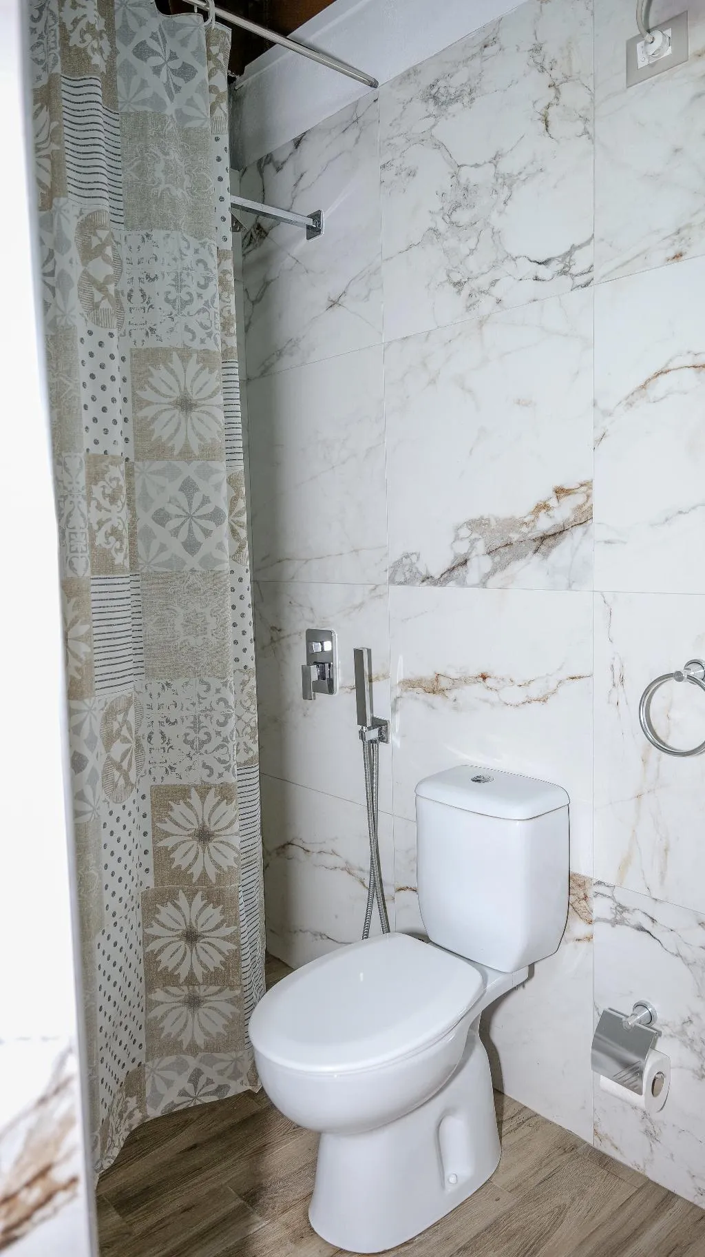 QUADRUPLE basement Room, Dolanit Hotels Vila E Drurit, Durres