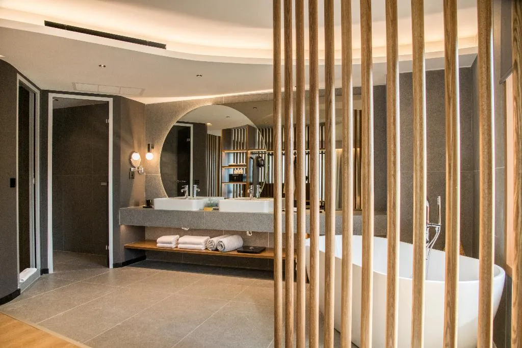 SUITE WITH JACUZZI Room, AKASHA Beach Hotel and Spa, Crete