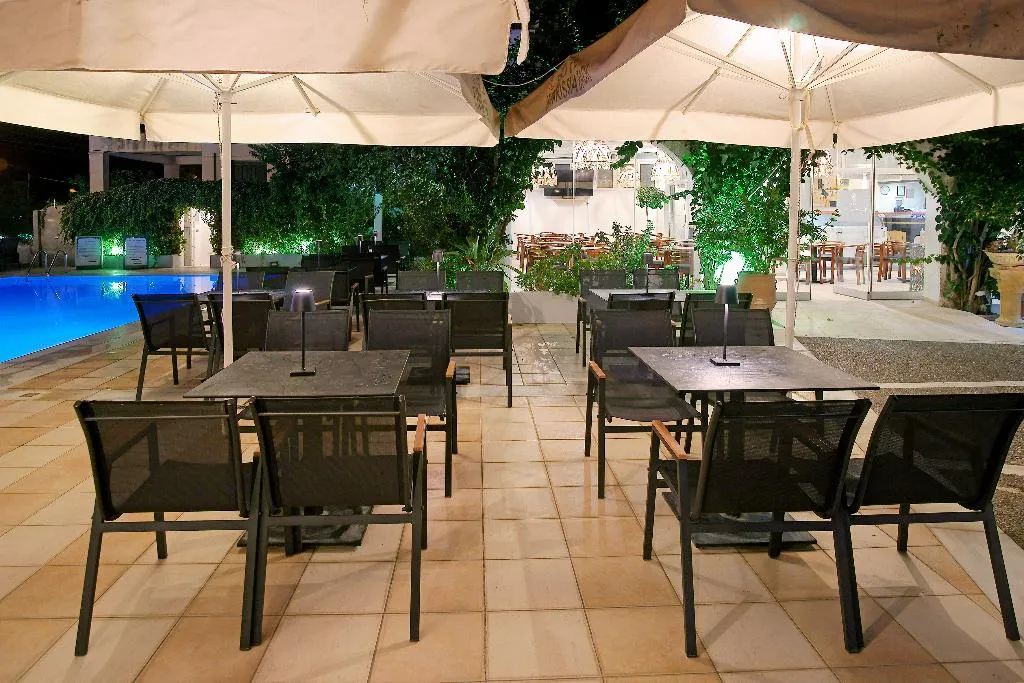Restaurant, Kyparissia Beach, Athens