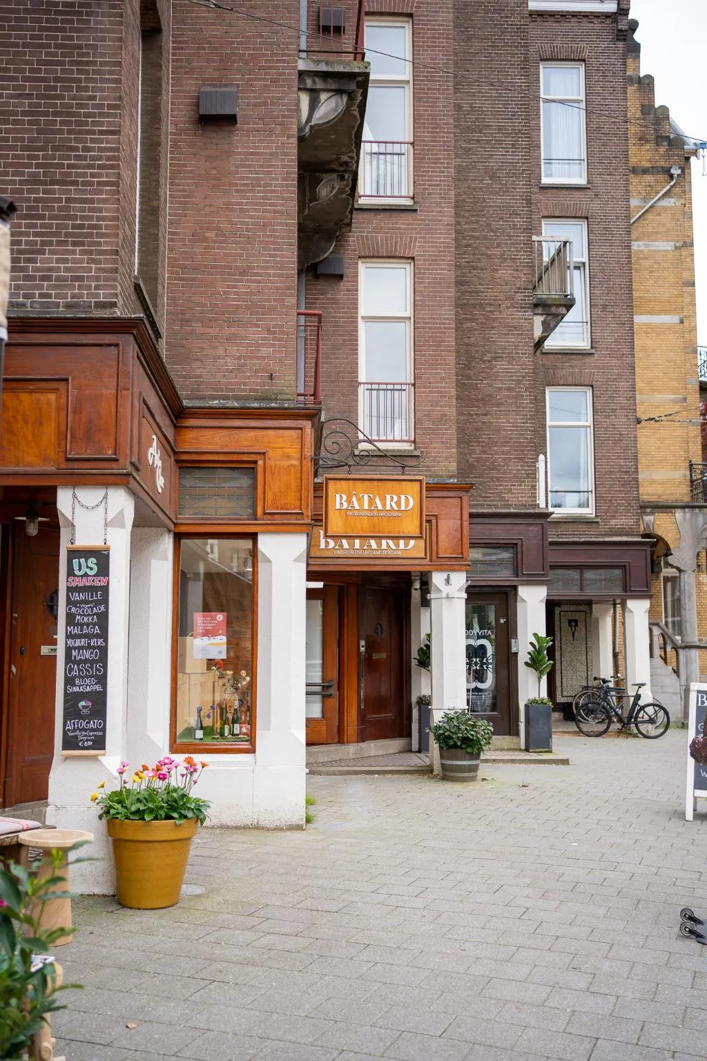 General view, Aadam Wilhelmina, Amsterdam