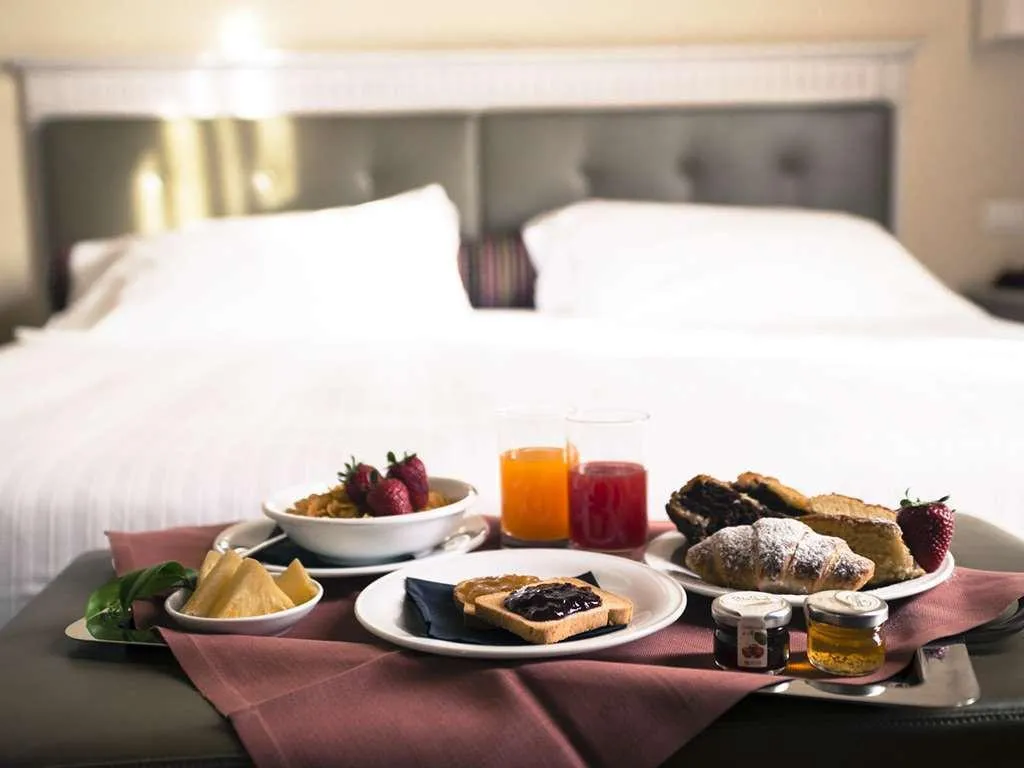 Room, LHP Certaldo Resort, Florence