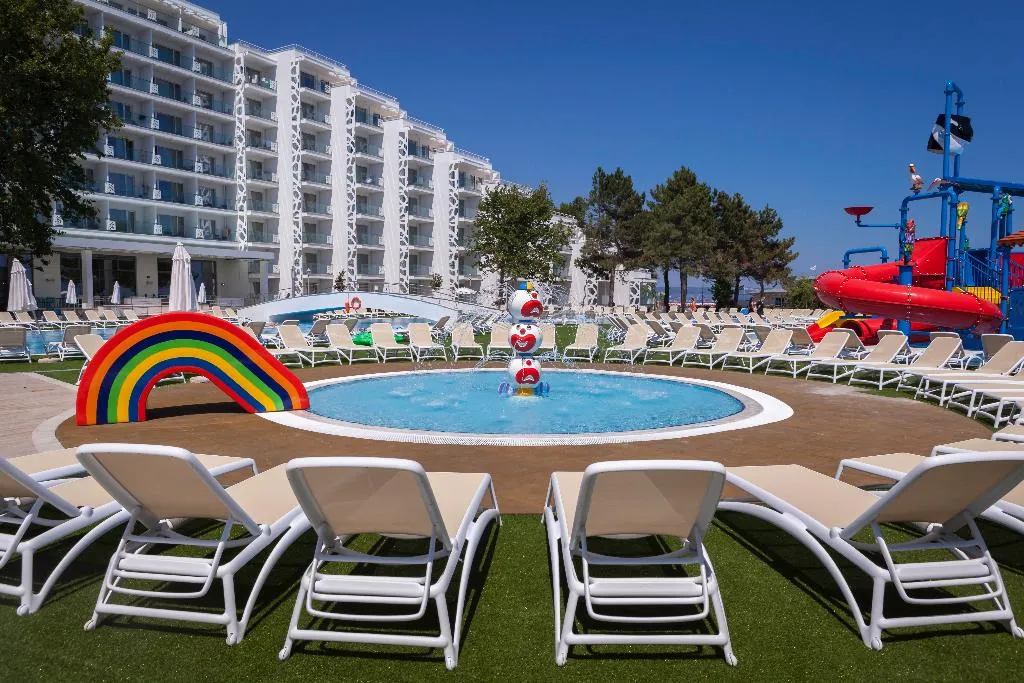 Pool, Maritim Hotel Paradise Blue, Varna