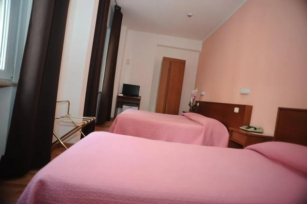 Room, Astor, Perugia