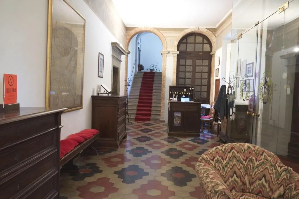 Lobby, Villa Ciconia, Perugia