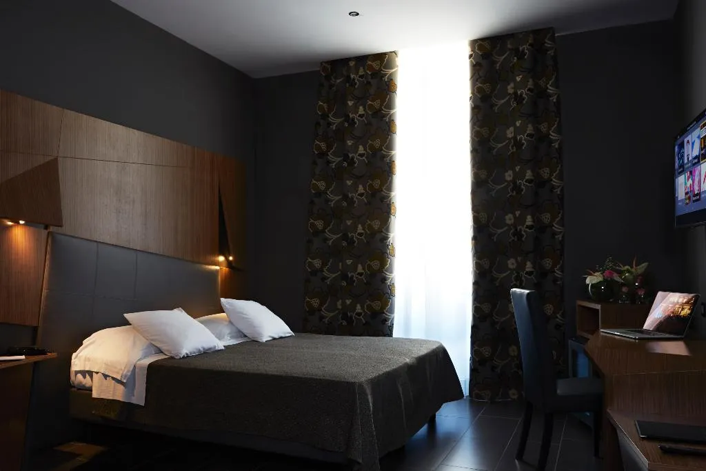 Double or Twin SUPERIOR Room, The Building, Rome