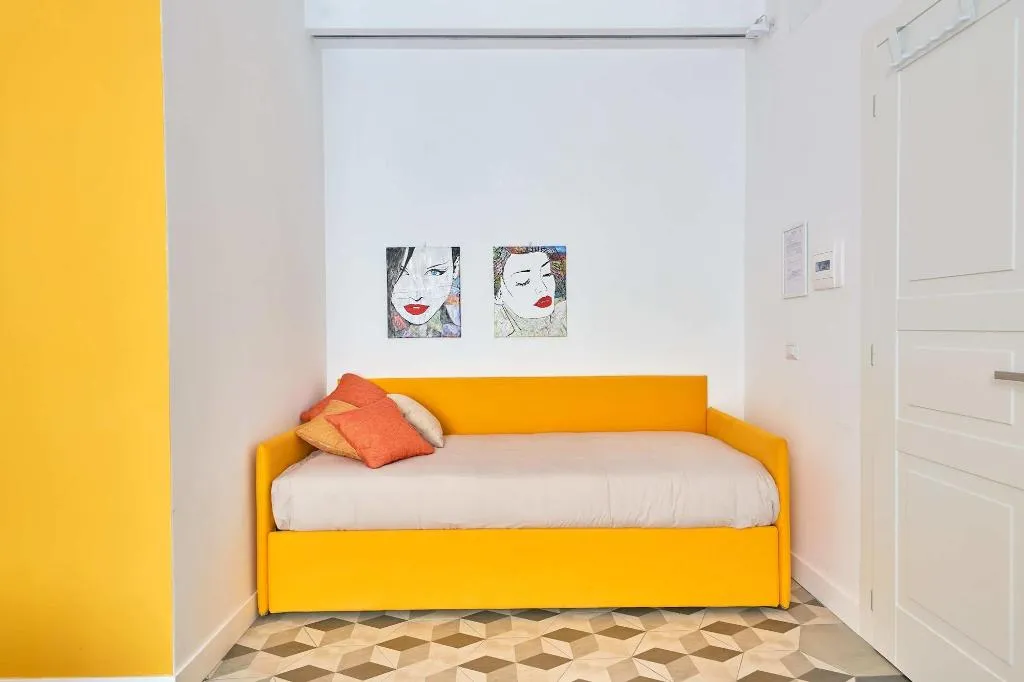 Room, A Casa Del Principe, Naples