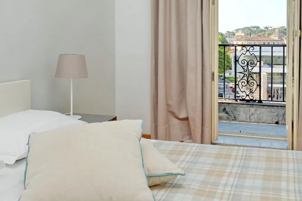 Room, Fontana Più Stella Apartments, Rome