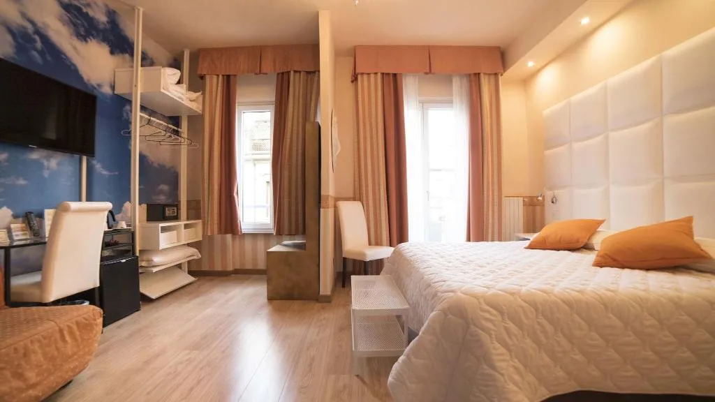 Double or Twin STANDARD Room, Jane Hotel, Florence
