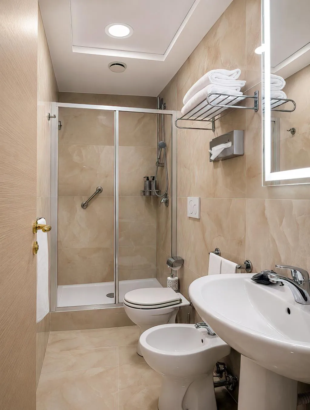 DOUBLE SUPERIOR WITH TERRACE Room, Grand Hotel Tiberio, Rome