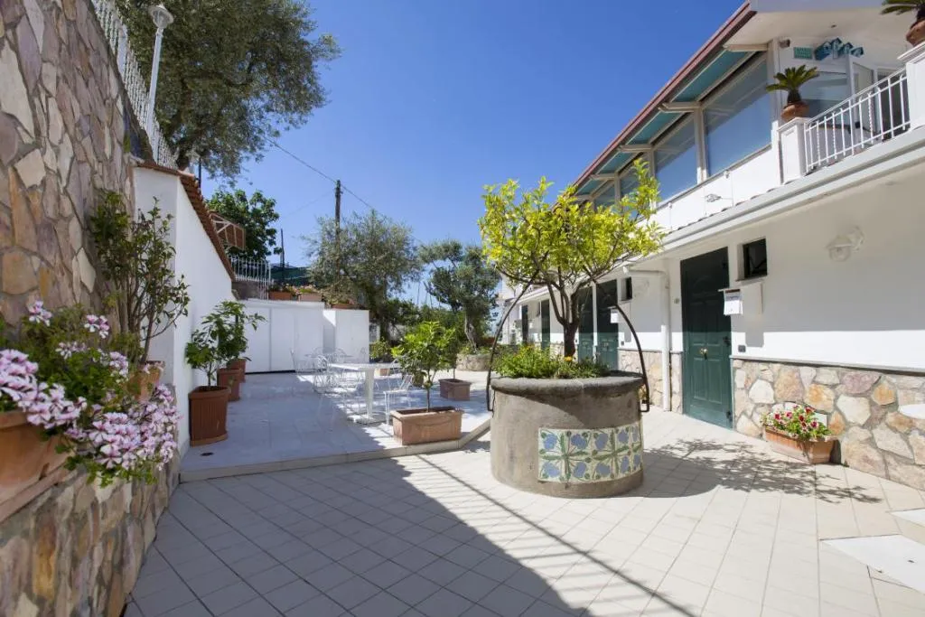 STUDIO WITH BALCONY WITH VIEWS Room, Residence Le Terrazze Sorrento, Naples