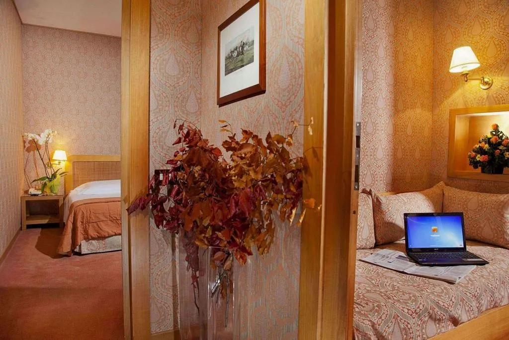 DOUBLE CLASSIC Room, Polo, Rome