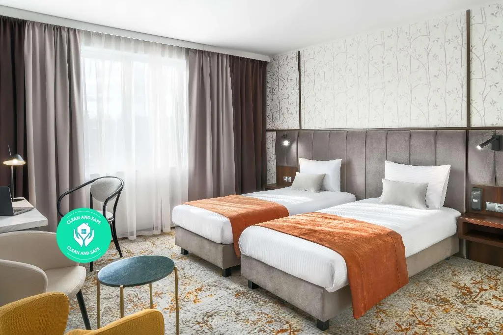 TWIN CLASSIC Room, Metropolo By Golden Tulip, Krakow