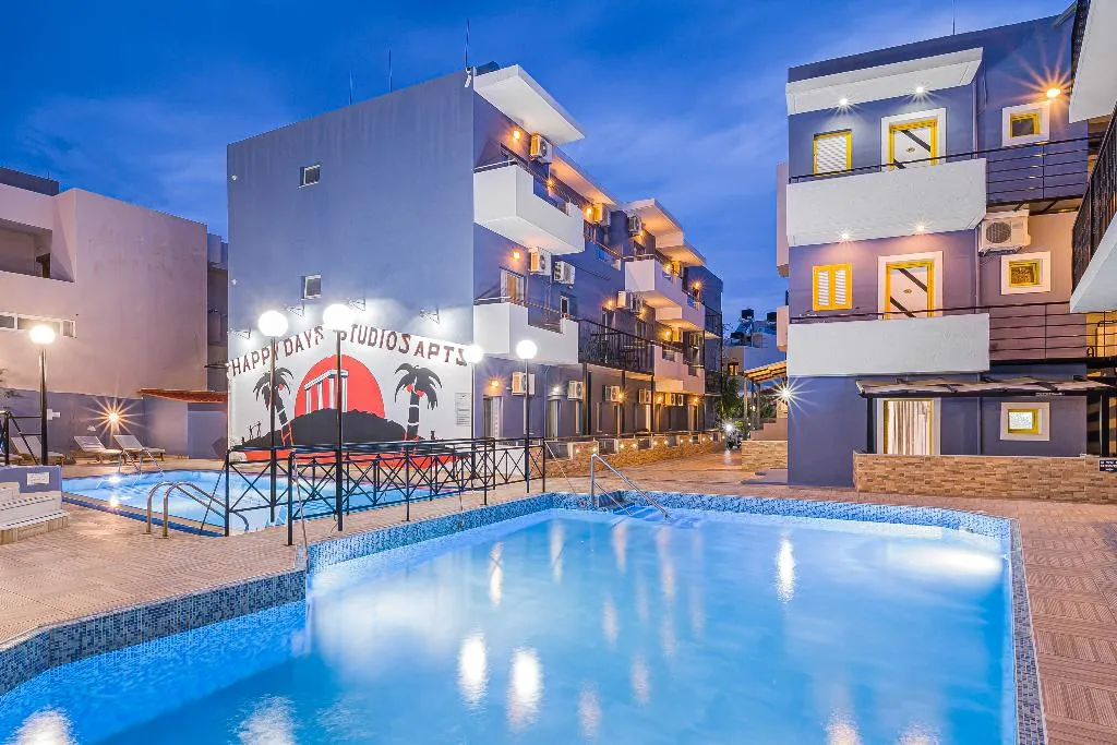 Pool, Happy Days Studios, Crete